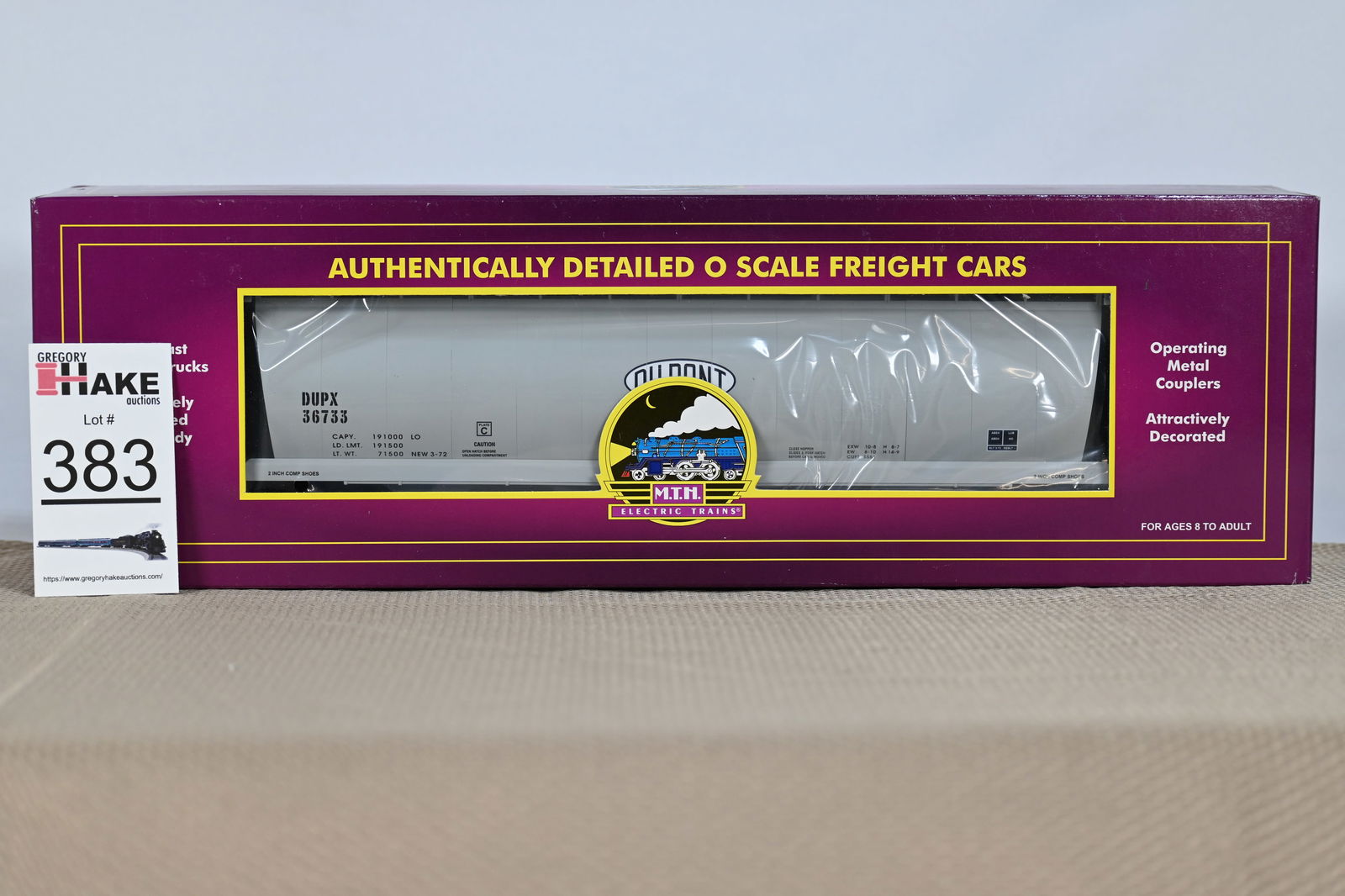 MTH (Premier) - 20-97466: (O Gauge) DuPont - 100 Ton Hopper Car w/OB (1 of 2)