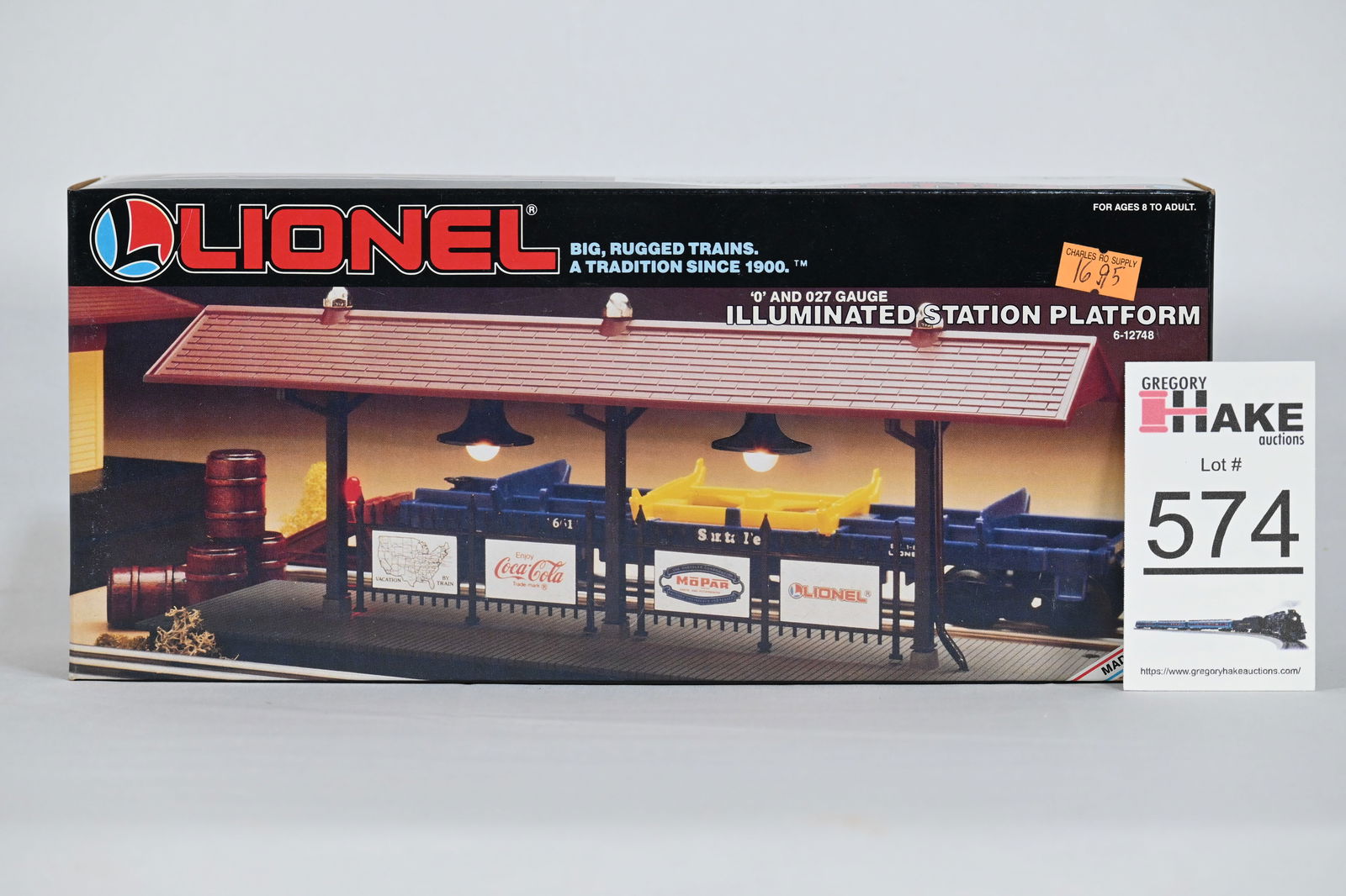 Lionel (LTI) - 6-12748: - Illuminated Passenger Platform (1 of 2)
