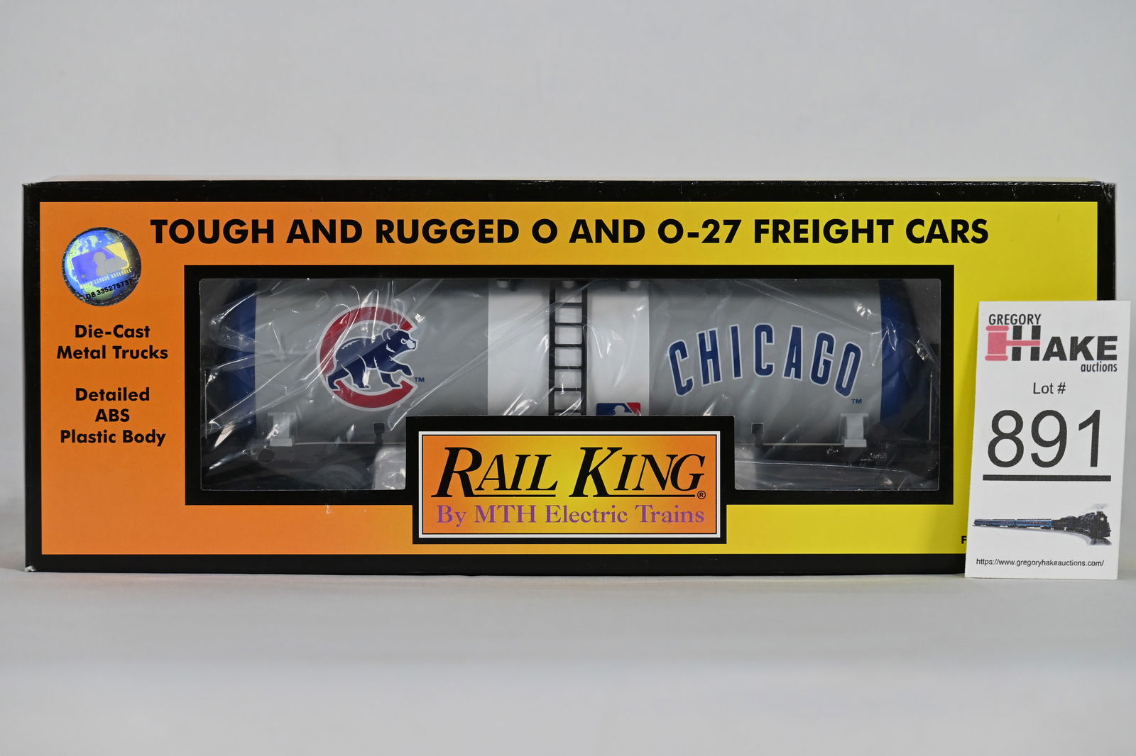 MTH (RailKing) - 30-73156: MLB - Chicago CubsT - Modern Tank Car - MLB - w/OB (1 of 2)