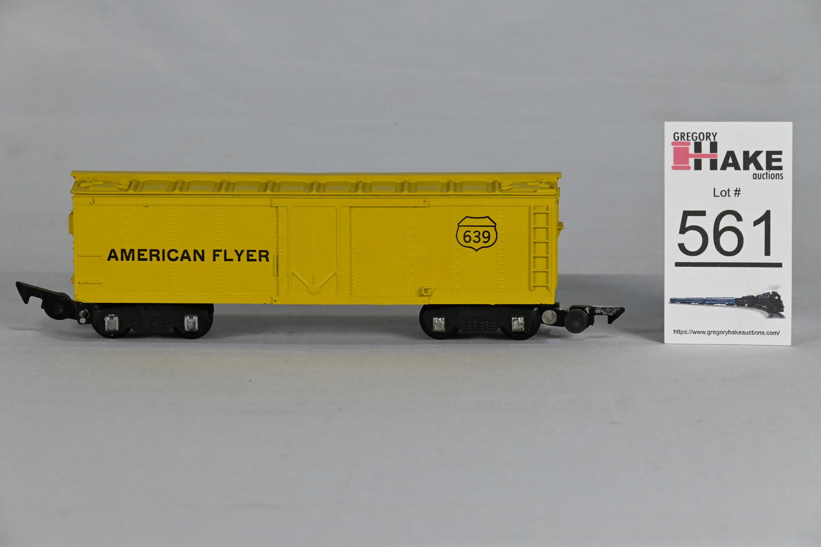 Beautiful American Flyer S Gauge 639 Painted Yellow Boxcar (1 of 4)