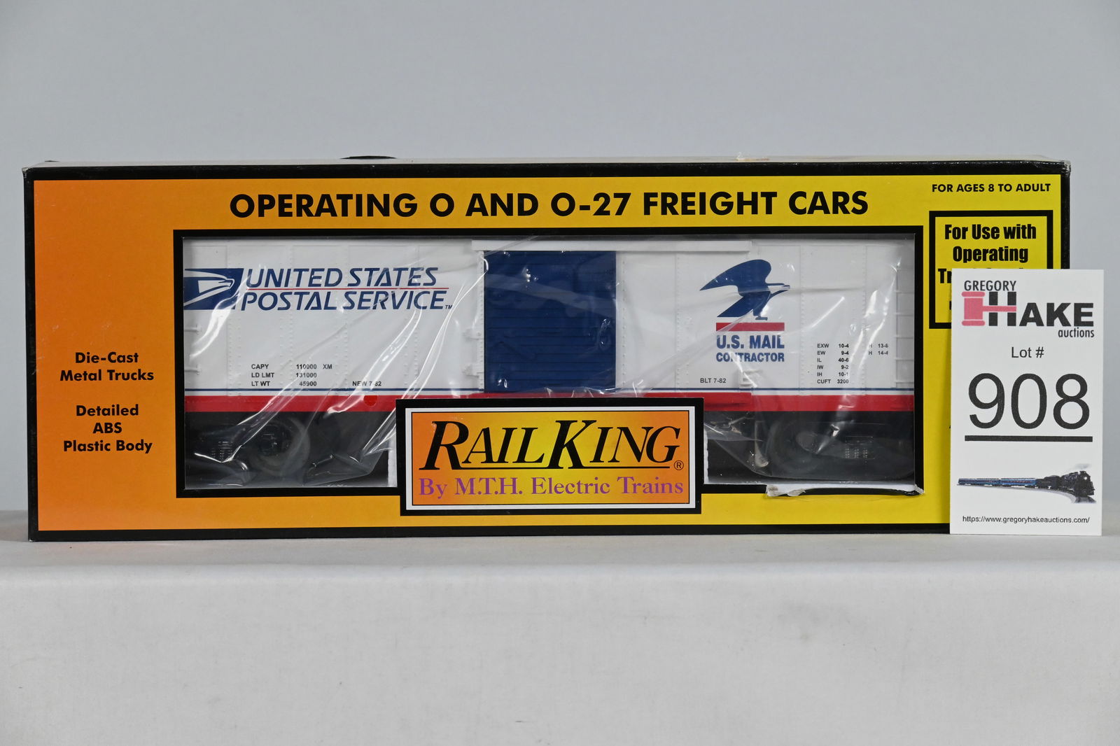 MTH (RailKing) - 30-79017: USPS - Operating Box Car w/Signal Man, w/OB (1 of 2)