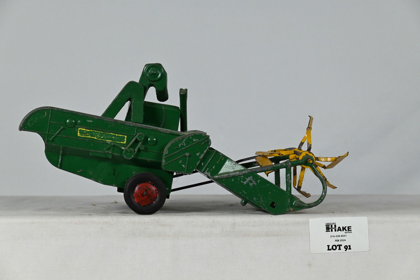 Vintage Slik Toys Oliver Grain Master Combine (1 of 6)