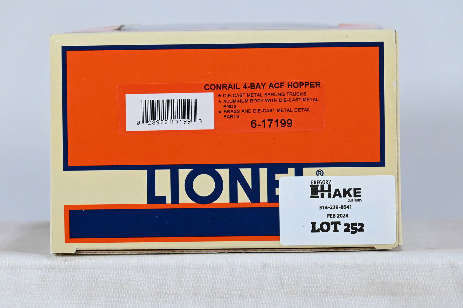Lionel 6-17199 Conrail 4-Bay ACF Hopper w/ OB: Lionel 6-17199 Conrail 4-Bay ACF Hopper w/ OB, C10
