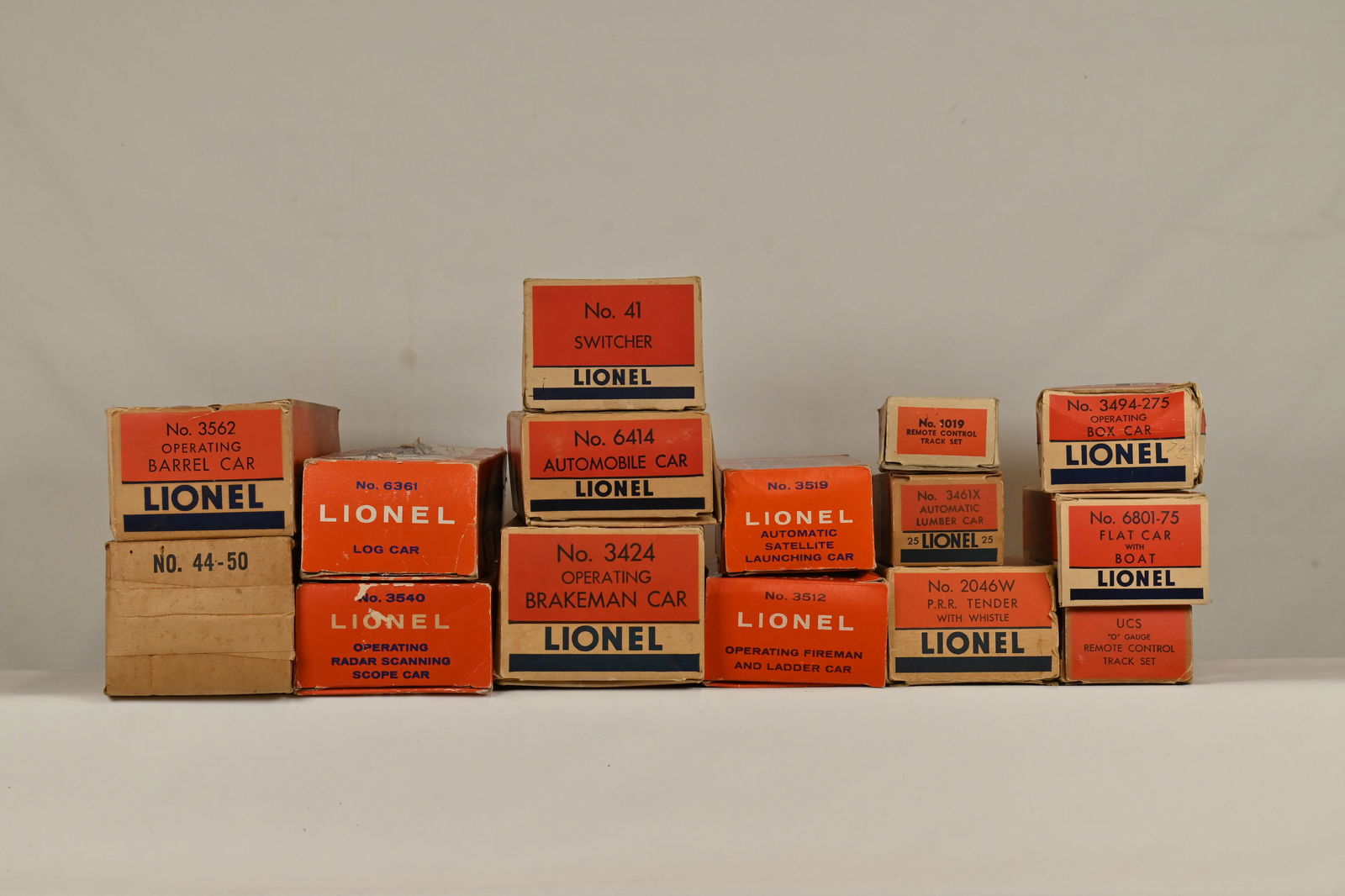 Group of Lionel Postwar Empty Boxes - 44, 3512, 3562, 3540 & More (1 of 4)