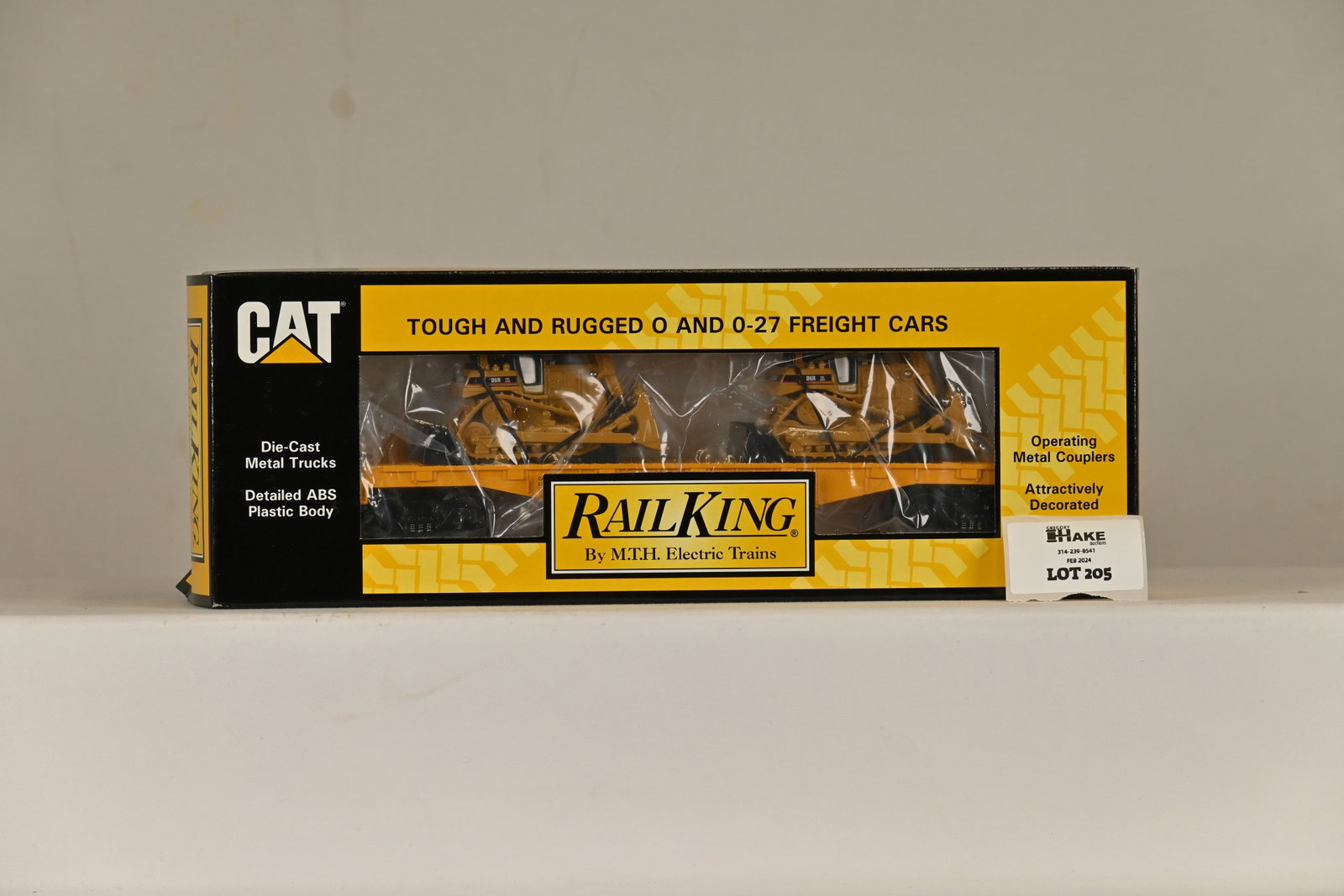 MTH 30-76066 Caterpillar Flatcar w/ (2) D6R Tractors & OB: MTH 30-76066 Caterpillar Flatcar w/ (2) D6R Tractors & OB, C10