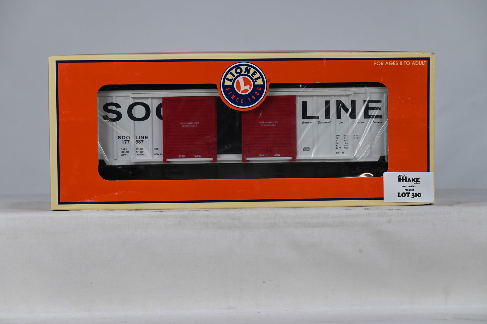 Lionel 6-17274 Soo Lines Double Door Boxcar w/ Auto Frames & OB (1 of 2)
