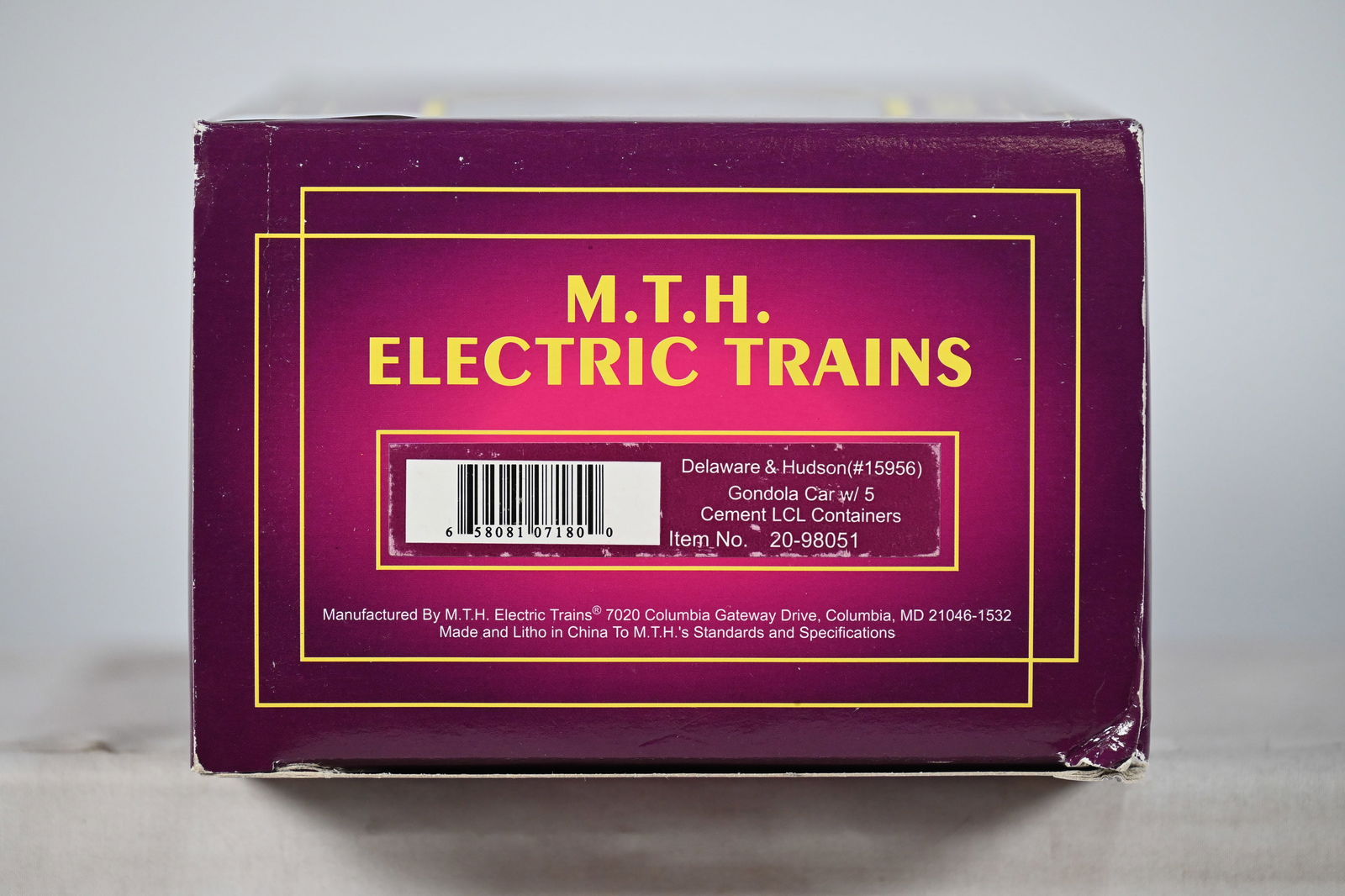 MTH Deleware & Hudson Gondola w/ Cement LCL Containers w/ OB: MTH Deleware & Hudson Gondola w/ Cement LCL Containers w/ OB, C10