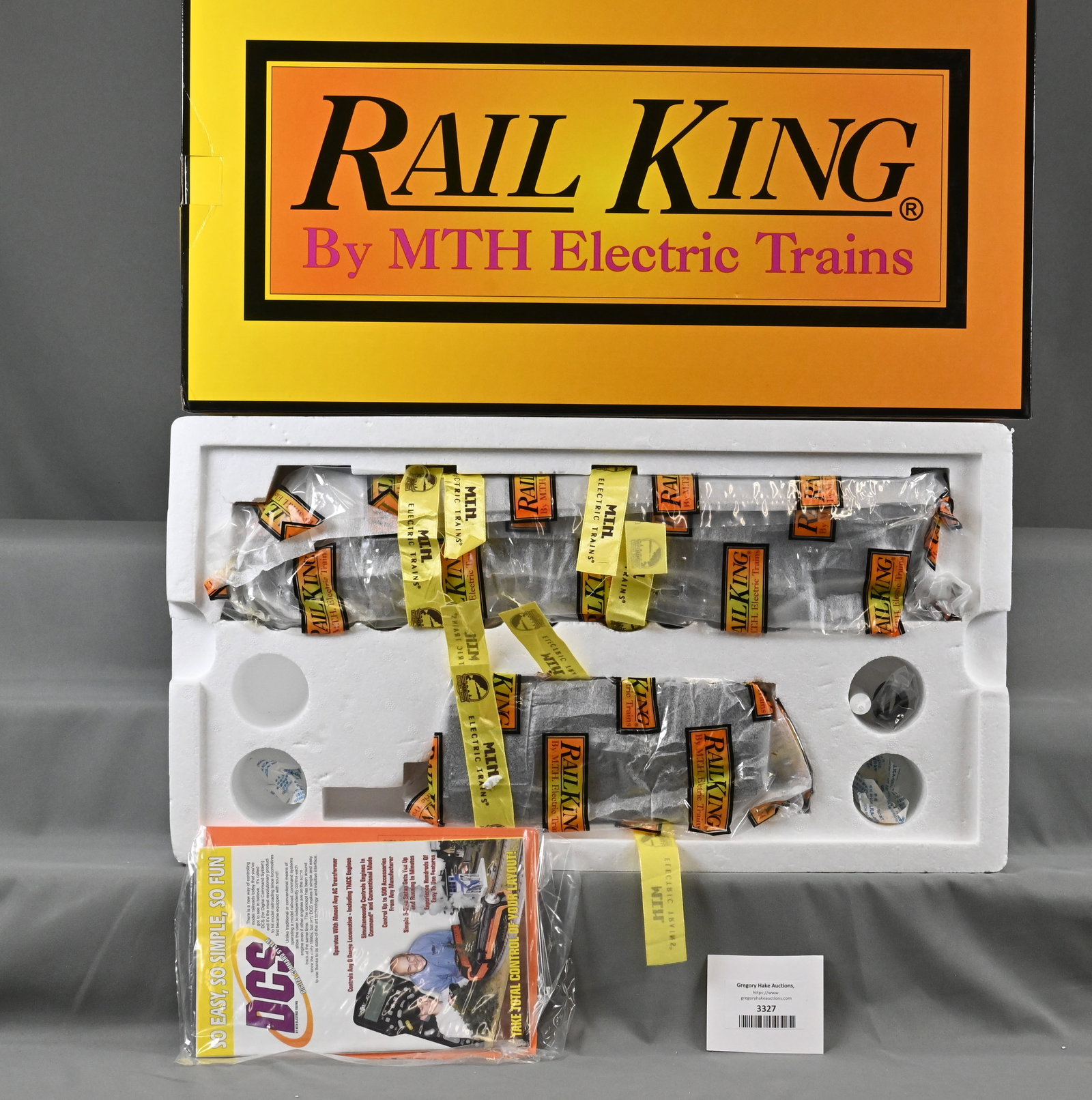 MTH 30-1287-1 Union Pacific 4-8-8-4 Big Boy Steam Locomotive & Tender w/ Proto-Sound 2.0: MTH 30-1287-1 Union Pacific 4-8-8-4 Big Boy Steam Locomotive & Tender w/ Proto-Sound 2.0, C10