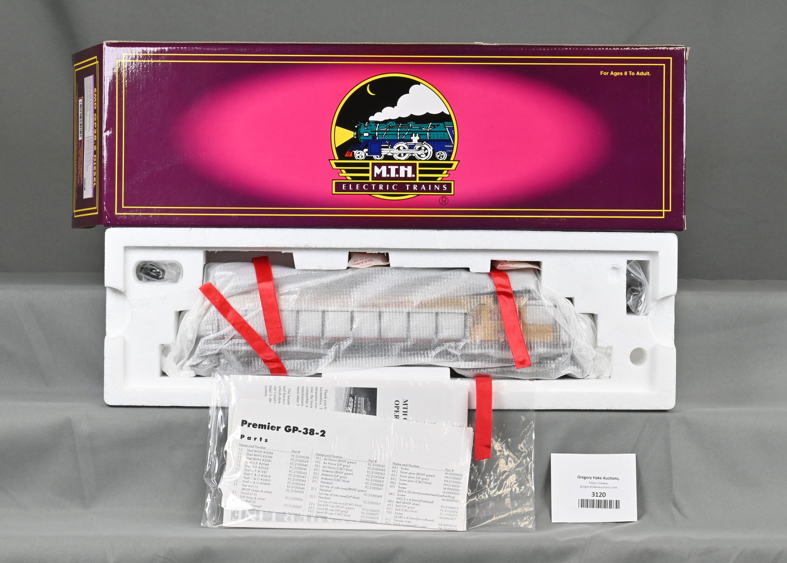 MTH 20-2188-1 Union Pacific Cab #2028 GP38-2 Diesel Engine w/Protosound in OB (1 of 4)