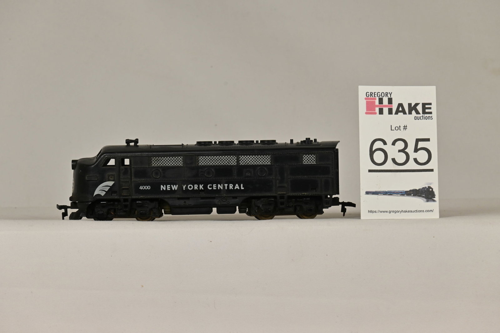 Marx HO 4000 New York Central Locomotive: Marx HO 4000 New York Central Locomotive, C8, C7