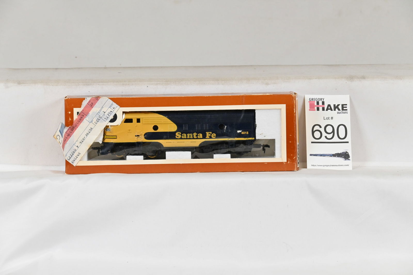 Tyco HO Santa Fe diesel engine number 4015 w/OB (1 of 2)