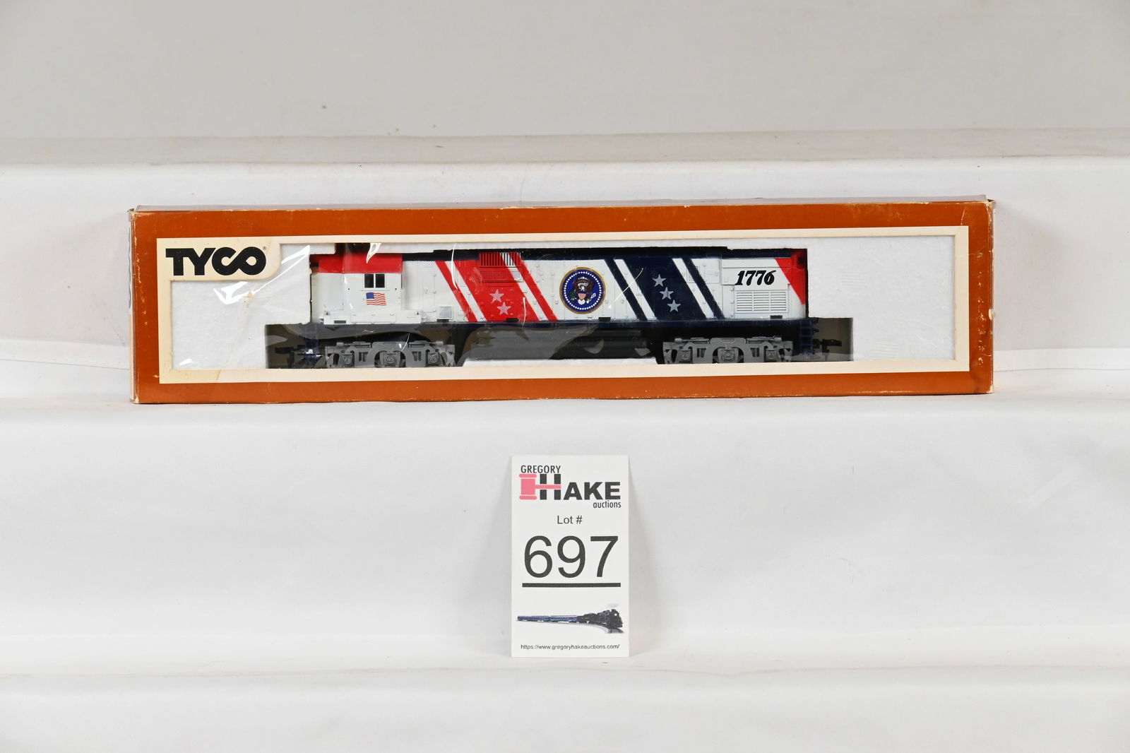 Tyco HO Alco-630 Diesel Engine Spirit of 1776 Loco w/ OB (1 of 2)