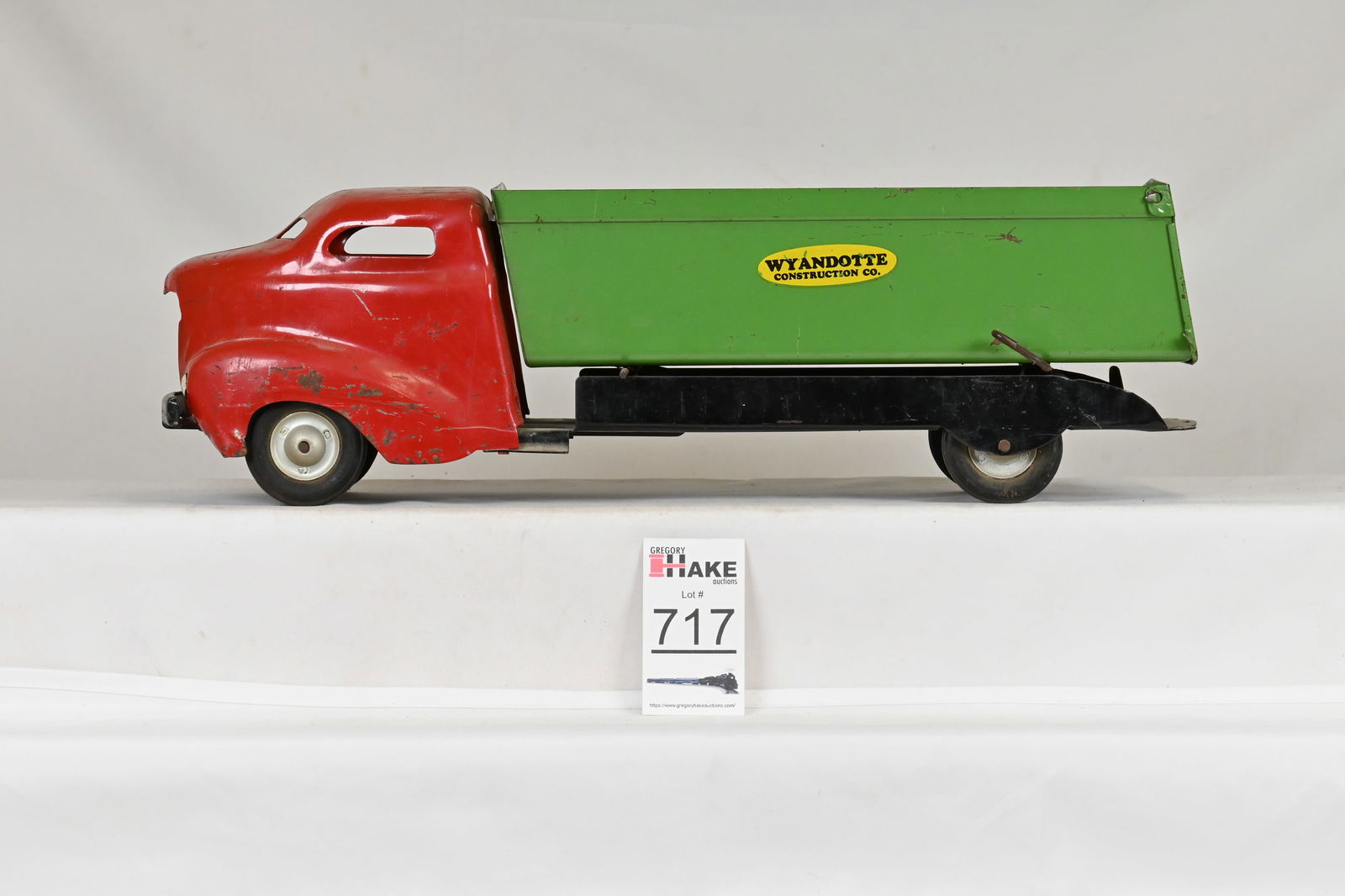 Wyandotte Construction Co Truck by All-Metal Products Co (1 of 6)