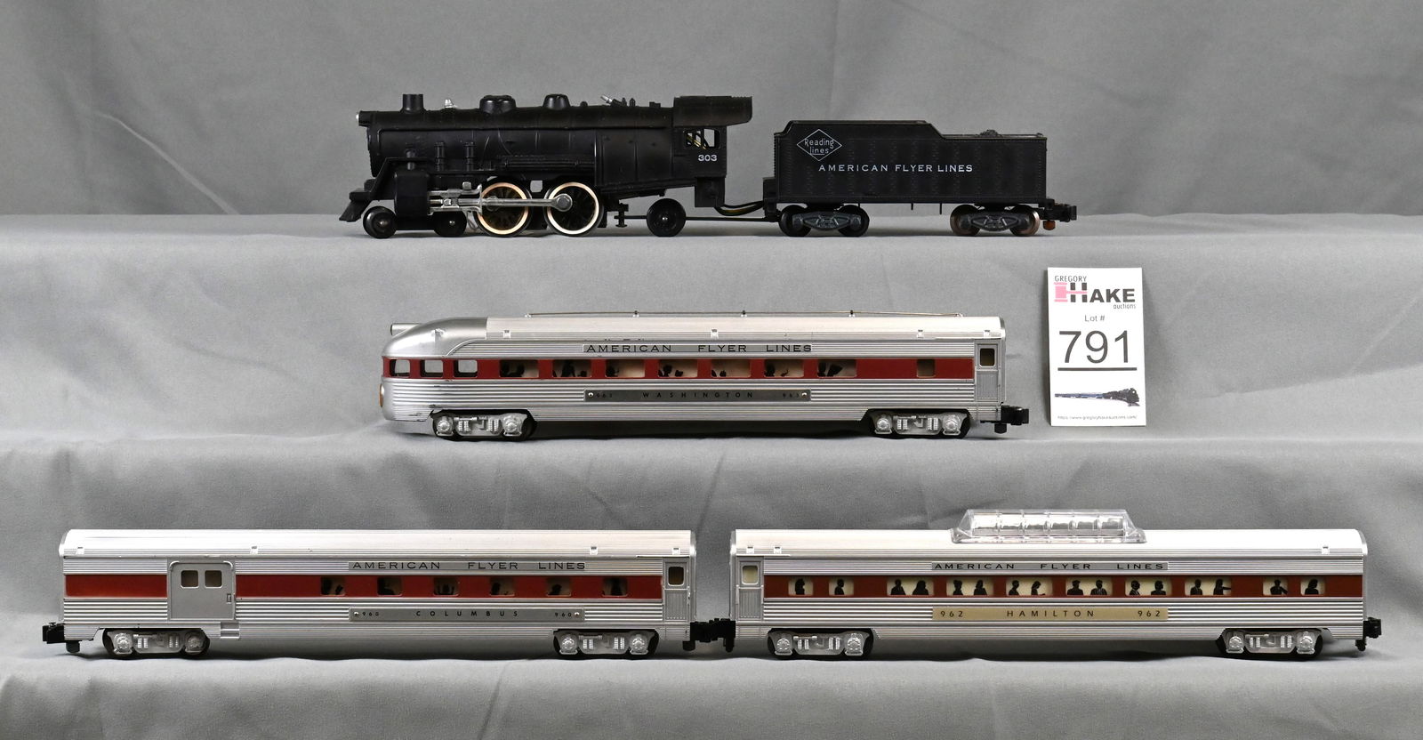 American Flyer K5418T Black Diamond Passeneger Set (1 of 9)