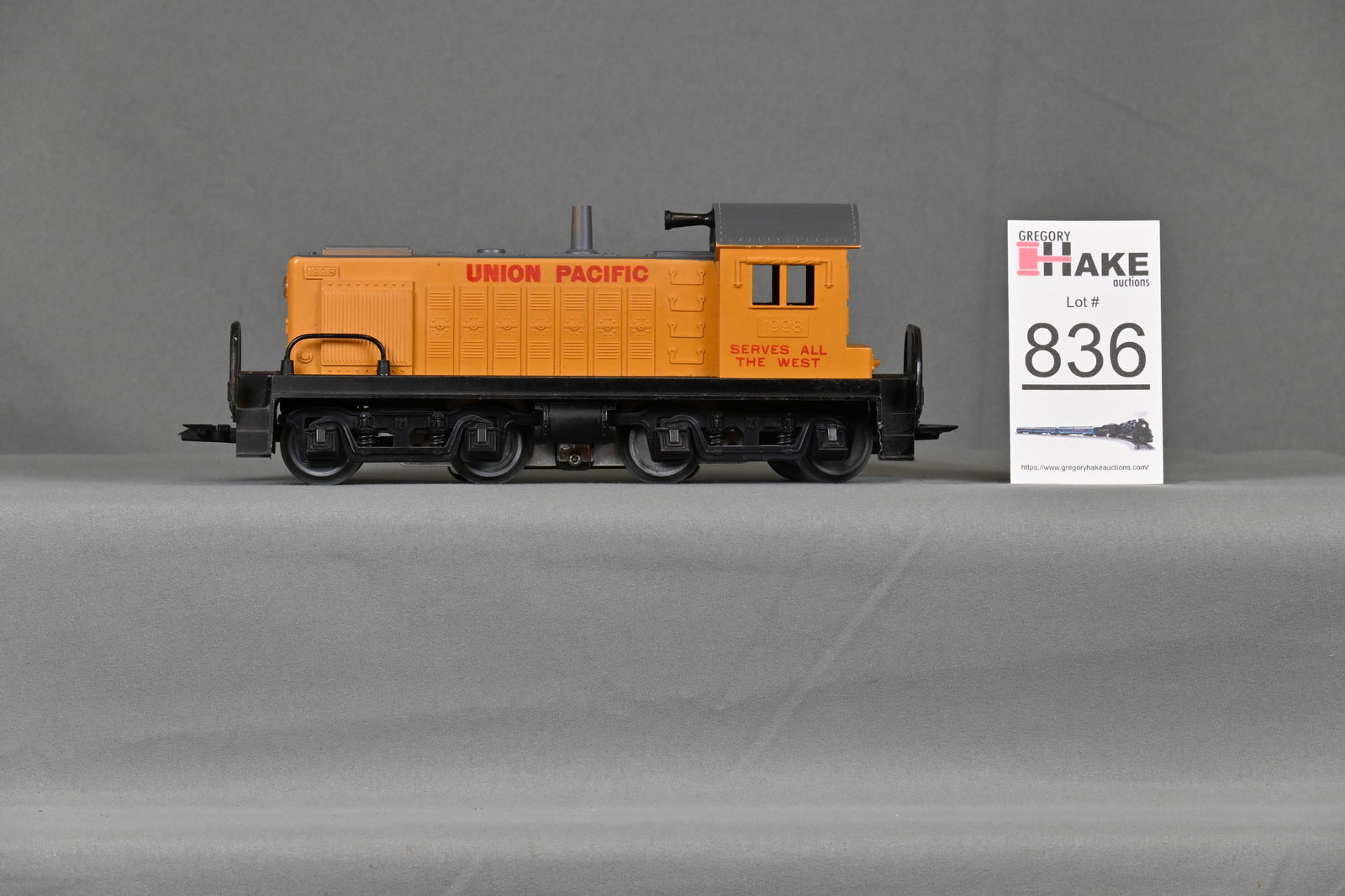 Marx 1998 Powered Union Pacific Engine (1 of 2)