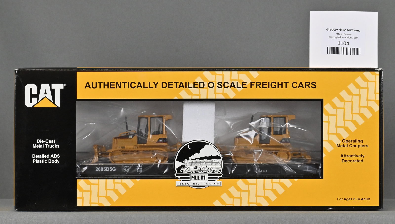 MTH 20-98497 Caterpillar Flat Car w/ 2 D5G XL Track-Type Trailer, w/ OB: MTH 20-98497 Caterpillar Flat Car w/ 2 D5G XL Track-Type Trailer, w/ OB - C10