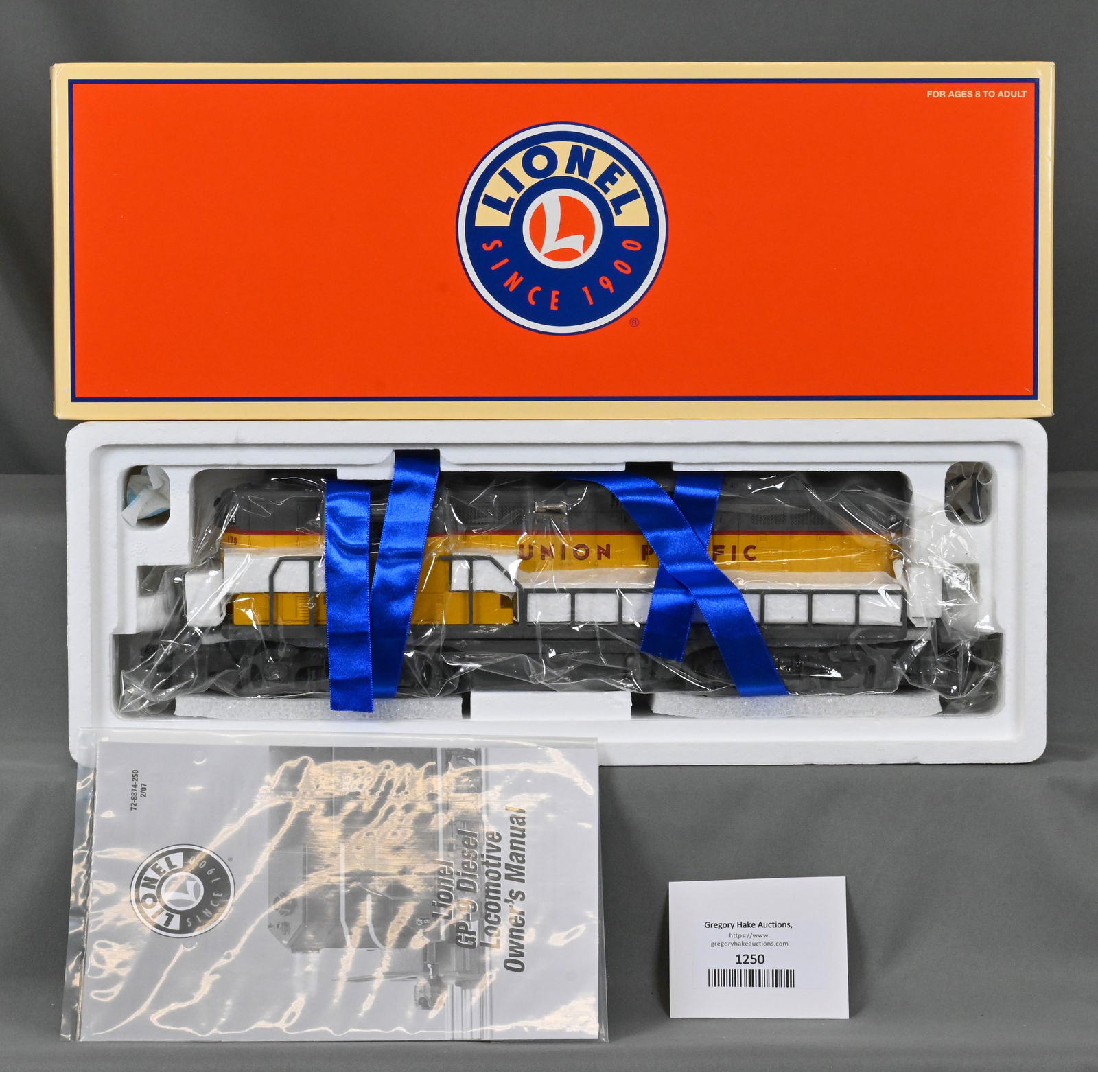 Lionel 6-28874 Union Pacific GP-9 Diesel Locomotive w/ OB (1 of 4)