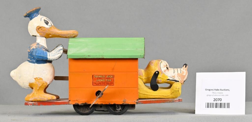 Lionel Prewar 1107 Donald Duck Hand Car with Orange House and Green Roof, C6 (1 of 6)