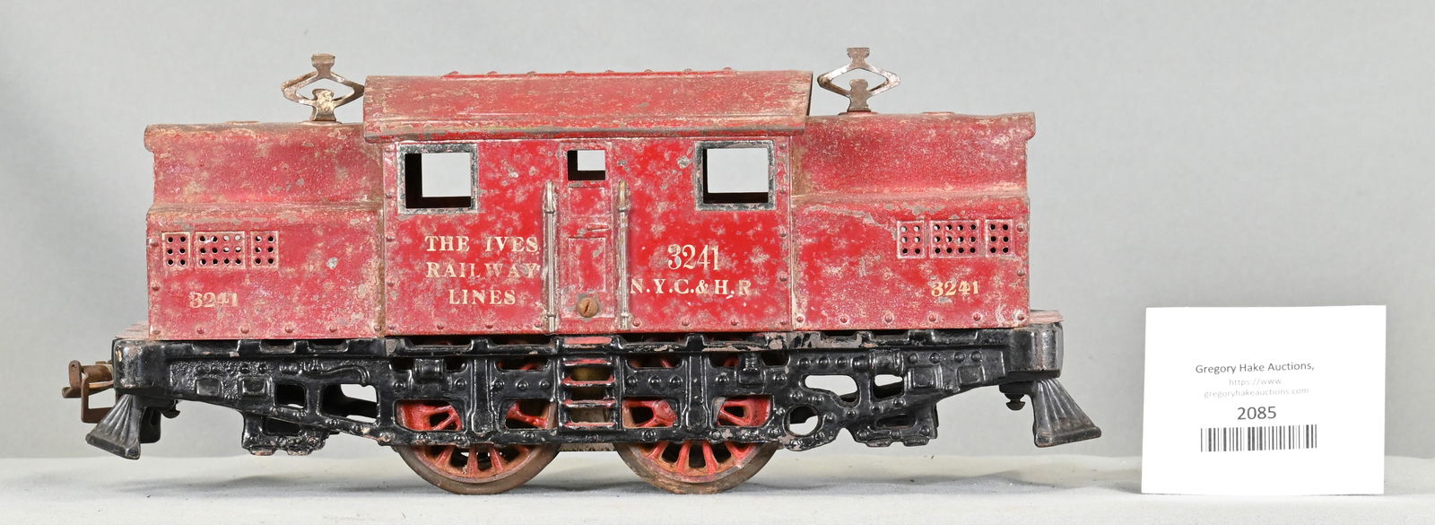 Ives Prewar 3241 Red Locomotive (1 of 6)