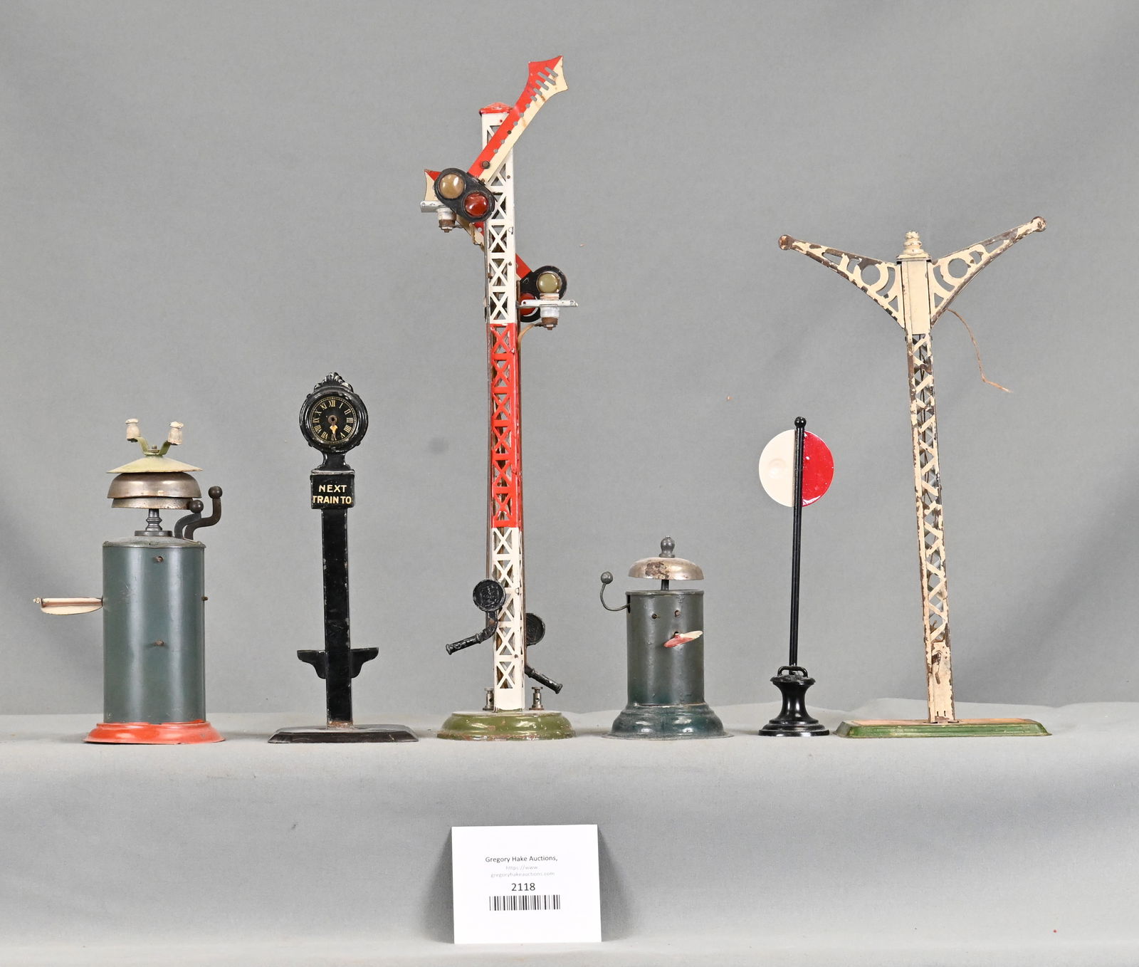 Group of Prewar European and Various Manufacturer's Gauge 1  Accessories (1 of 1)