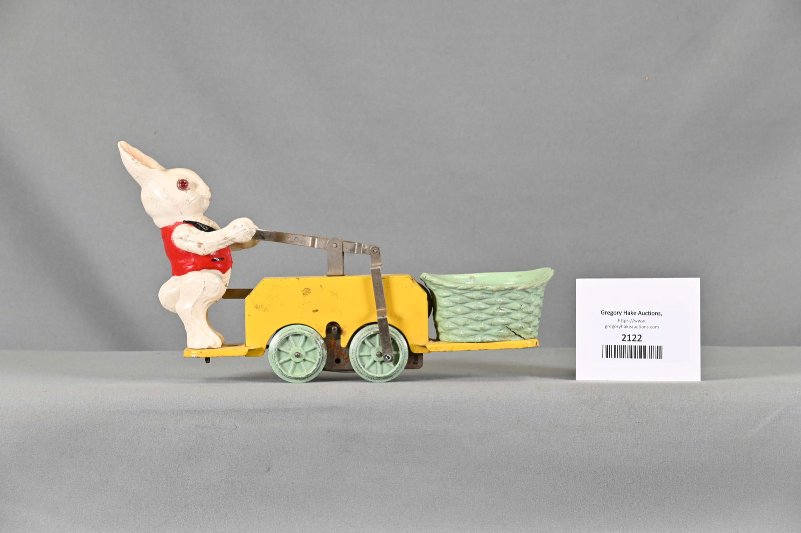 Lionel Prewar 1103 Peter Rabbit Chick- Mobile (1 of 6)