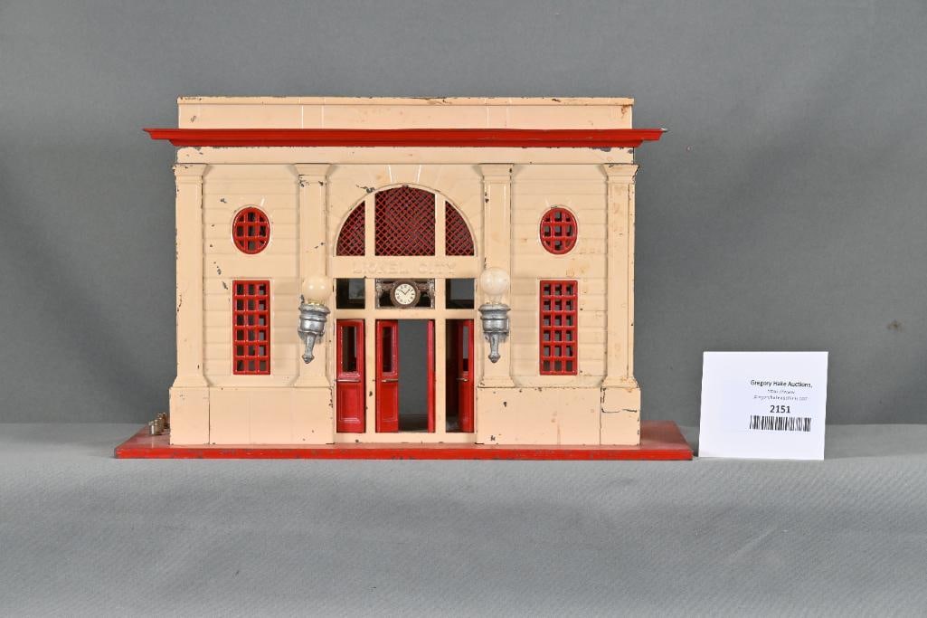 Lionel Prewar 115 Station (1 of 5)