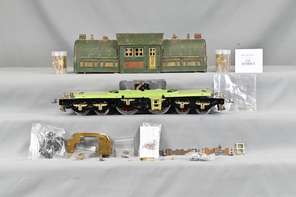 Lionel Prewar Standard Gauge 381E Electric Locomotive (1 of 6)