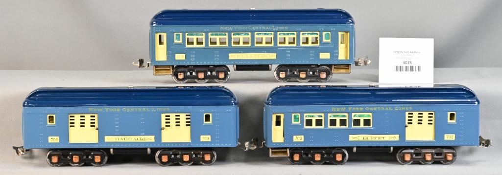 Beautiful Prewar O Gauge Reproduction Rich Art Two Tone Blue 708, 709, & 710 Passenger Cars (1 of 6)