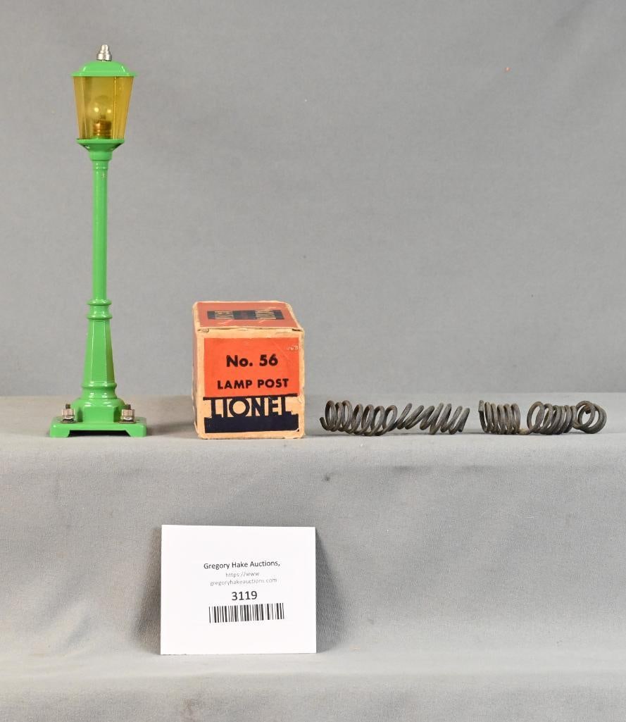 Lionel Prewar 56 Green Lamp Post w/ Original Box (1 of 1)