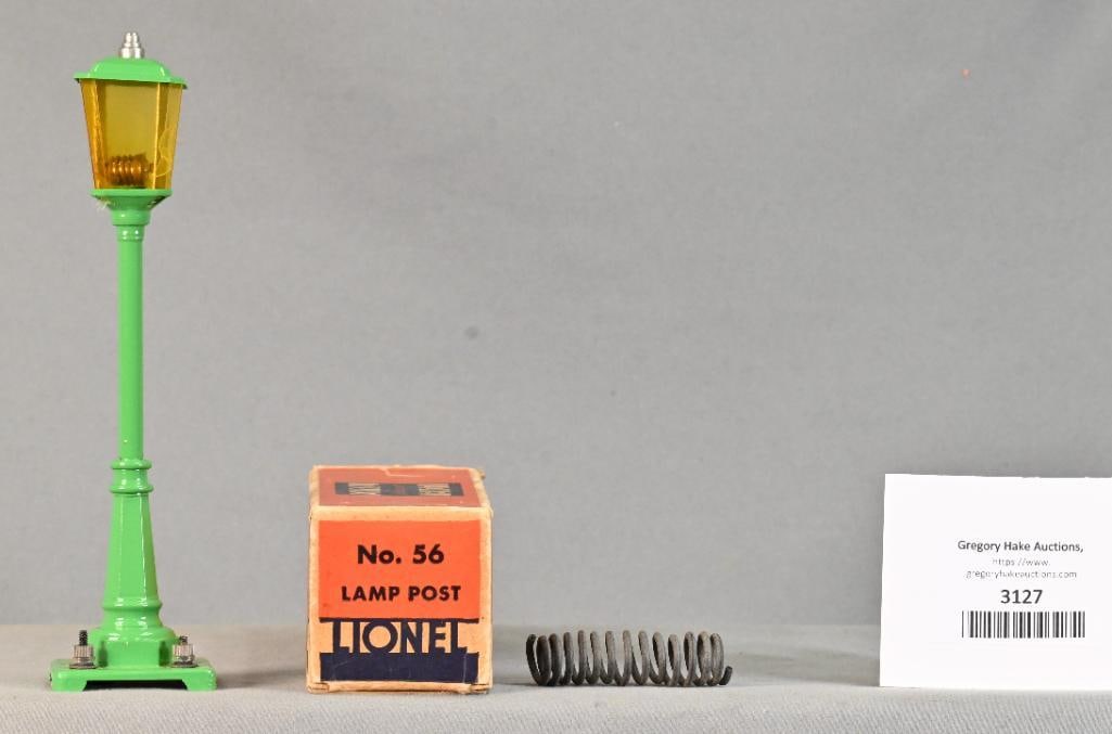 Lionel Prewar 56 Green Lamp Post w/ Original Box. (1 of 1)