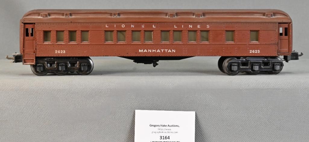 Lionel Prewar O Gauge 2623 Manhattan Passenger Car: Lionel Prewar O Gauge 2623 Manhattan Passenger Car. Missing three steps, dusty, otherwise C7.