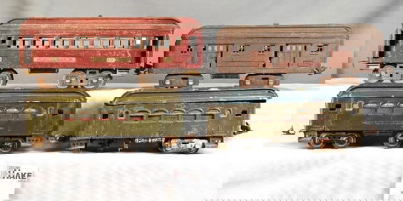 Four Lionel Prewar Standrard Gauge Passenger Cars