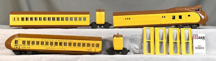 Lionel Prewar O Gauge 752E, 753 and 754 UP Yellow/Brown Streamliner
