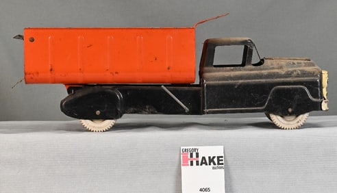 Marx Pressed Steel Dump Truck
