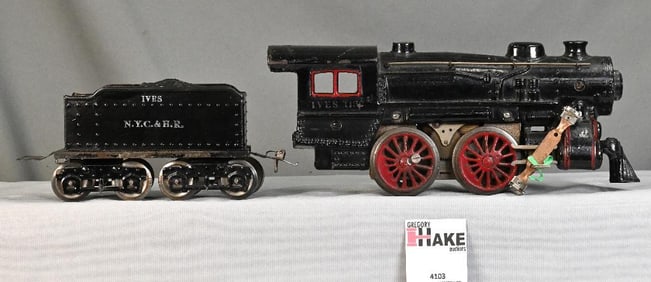 Ives Prewar Wide Gauge 1132 Steam Loco w/ No. 40 Tender