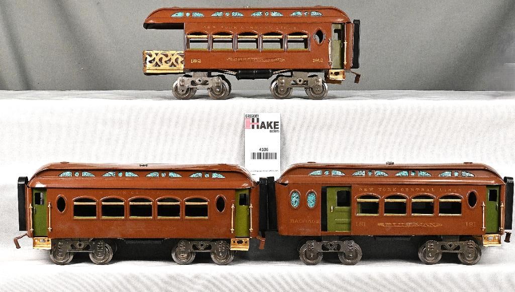 Lionel Prewar Standard Gauge 180, 181, and 182 Passeneger Cars: Lionel Prewar Standard Gauge 180, 181, and 182 Passeneger Cars, restored to C8.