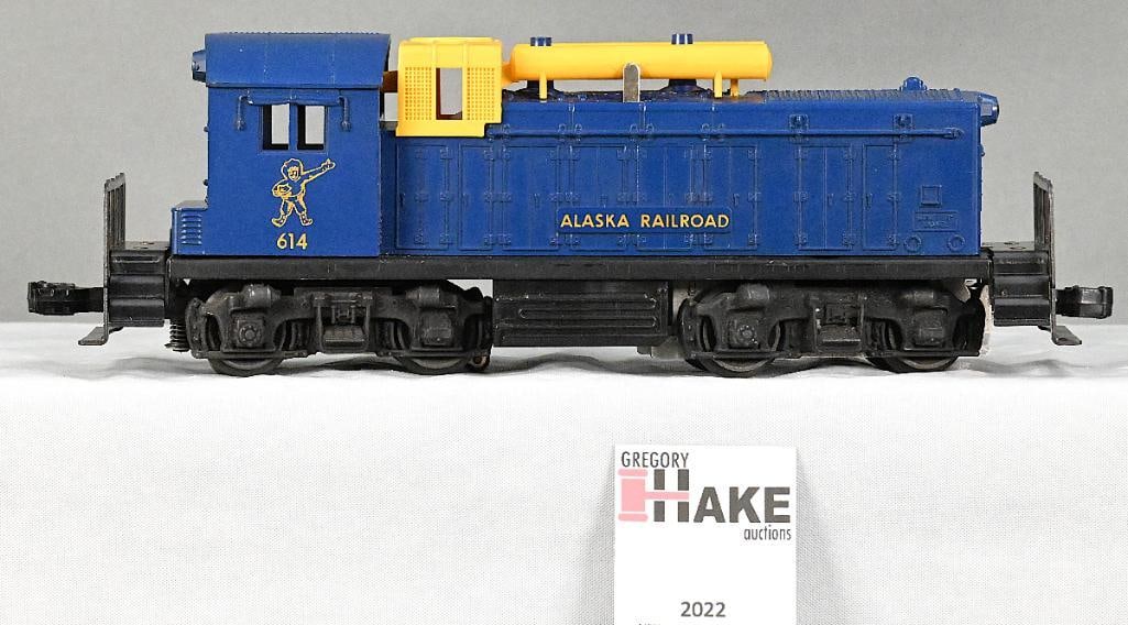 Lionel Postwar 614 Alaska Diesel Switcher: Lionel Postwar 614 Alaska Diesel Switcher, C8. There is no screw hole crack which is unusual.