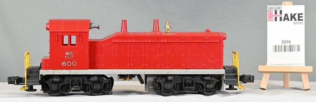 Lionel Postwar 600 MKT Swicther w/ Yellow End Railings (1 of 6)