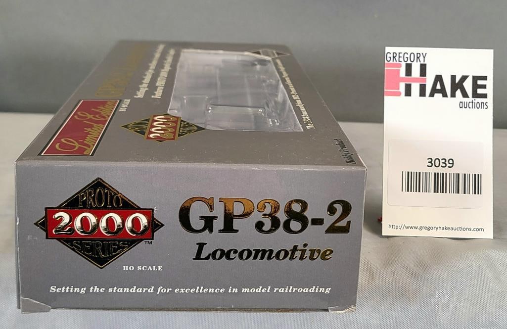 Proto 2000 Series HO Guage Engine GP7 (1 of 2)