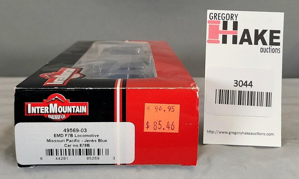 InterMountain Railway Co. HO Guage Engine F7B Locomotive Missouri Pacific (1 of 2)