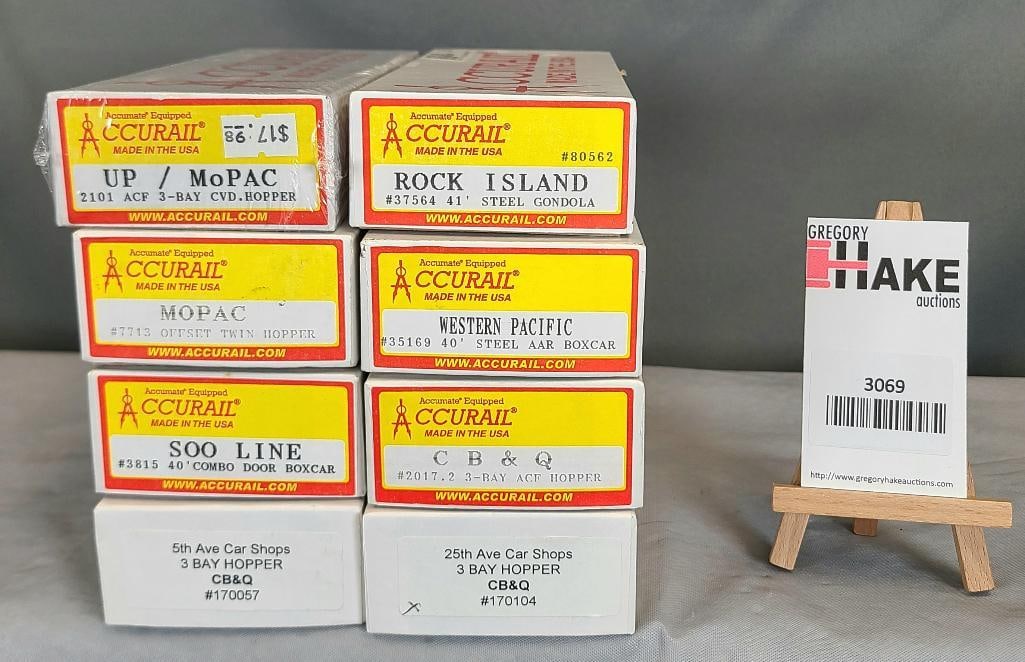 Accurail HO Guage Freight Cars: Accurail HO Guage Freight Cars 12 pc