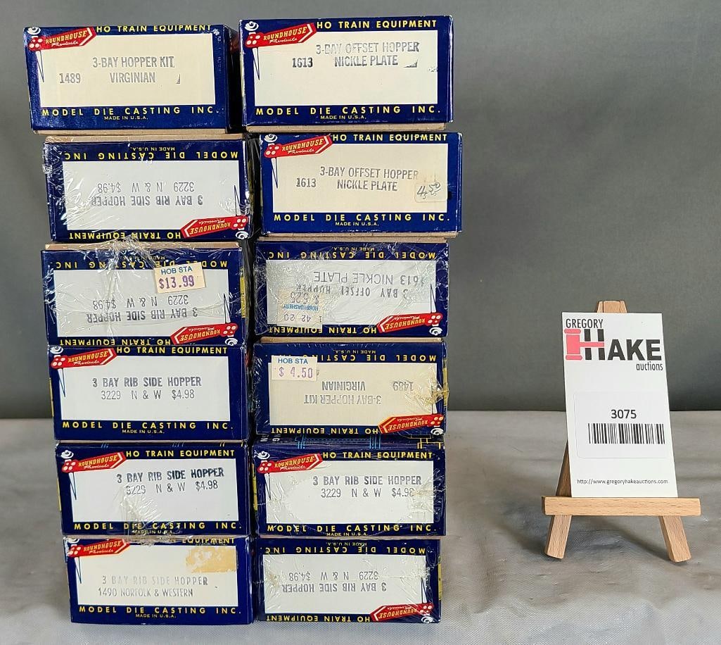 Roundhouse HO Guage Freight Cars: Roundhouse HO Guage Freight Cars 12 pc