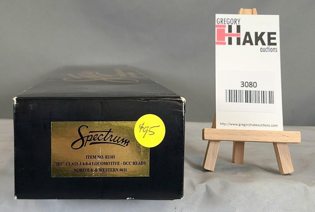 Spectrum HO Guage Engine  Class J 4-8-4 Locomotive   Norfolk   Western #611 (1 of 2)