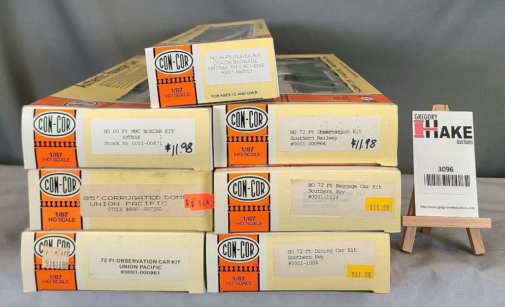 Con-Cor HO Guage Passenger Cars (1 of 3)