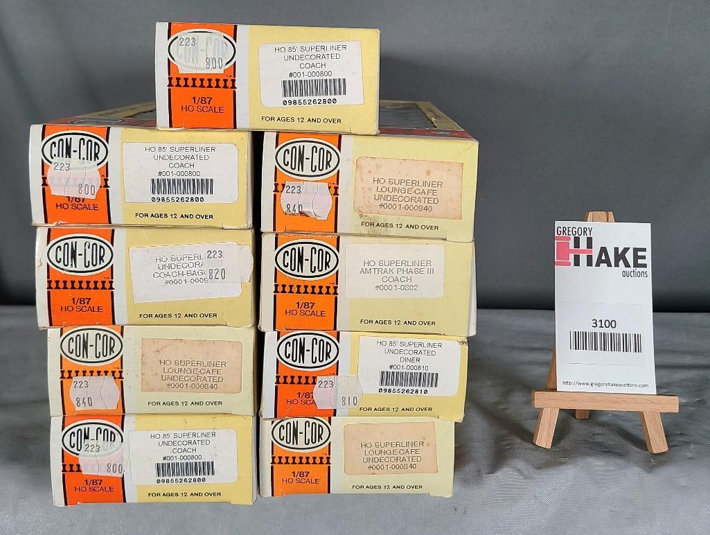 Con-Cor HO Guage Passenger Cars (1 of 3)