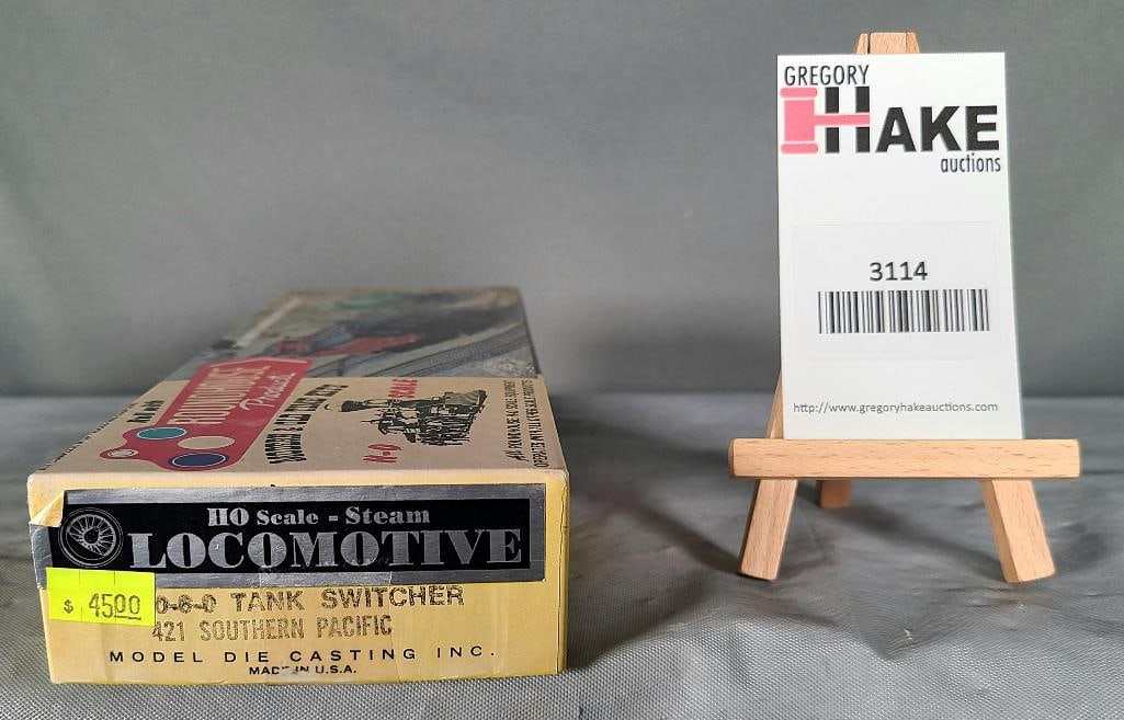 Roundhouse HO Guage Engine  0-6-0 Tank Switche 421 Southern Pacific (1 of 2)