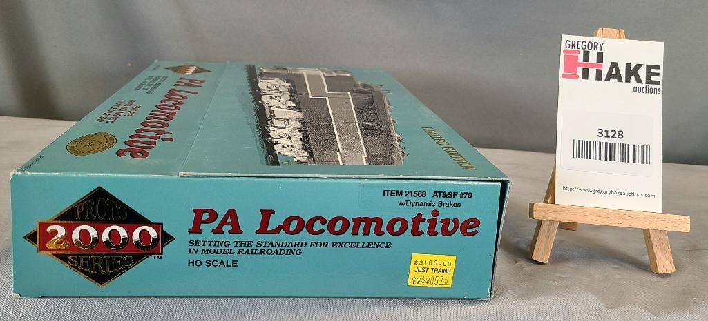 Proto 2000 Series HO Guage Engine PA Locomotive (1 of 2)