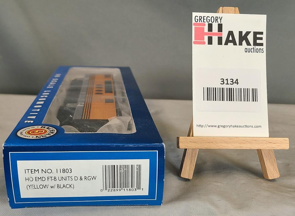 Bachmann HO Guage Engine: Bachmann HO Guage Engine Item No. 11803 EMD FT-B Units D & RGW Yellow w/Black