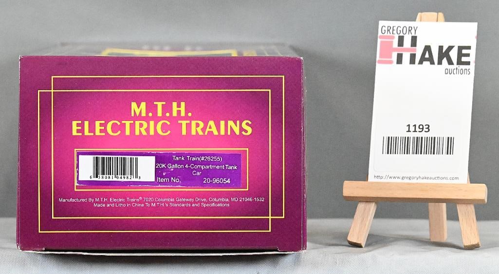MTH 20-96054 Tank Train 20K Gallon 4-Compartment Tank Car w/ OB (1 of 2)