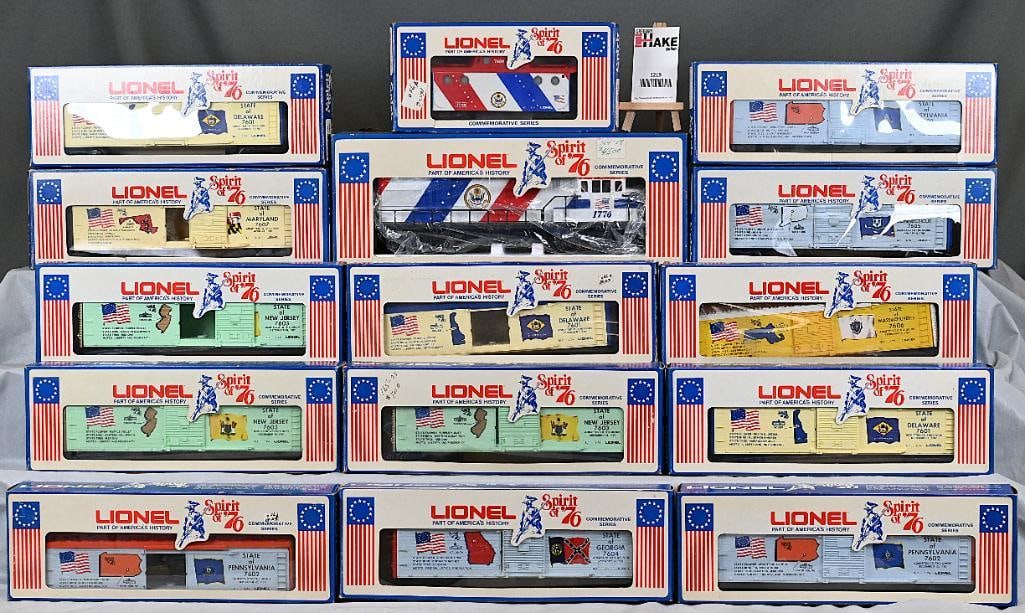 Lionel MPC Spirit of '76 Loco, 14 State Cars and Caboose  w/ OB's (1 of 5)